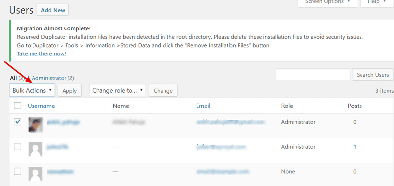 WordPress admin dashboard showing user deletion steps