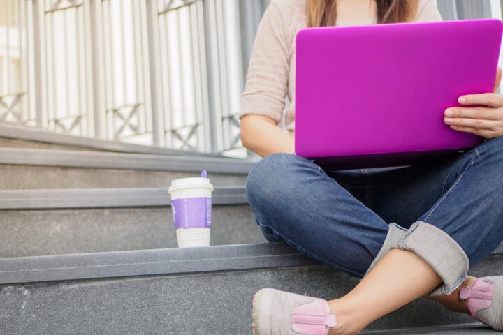 Freelance writer receiving payment for completed work